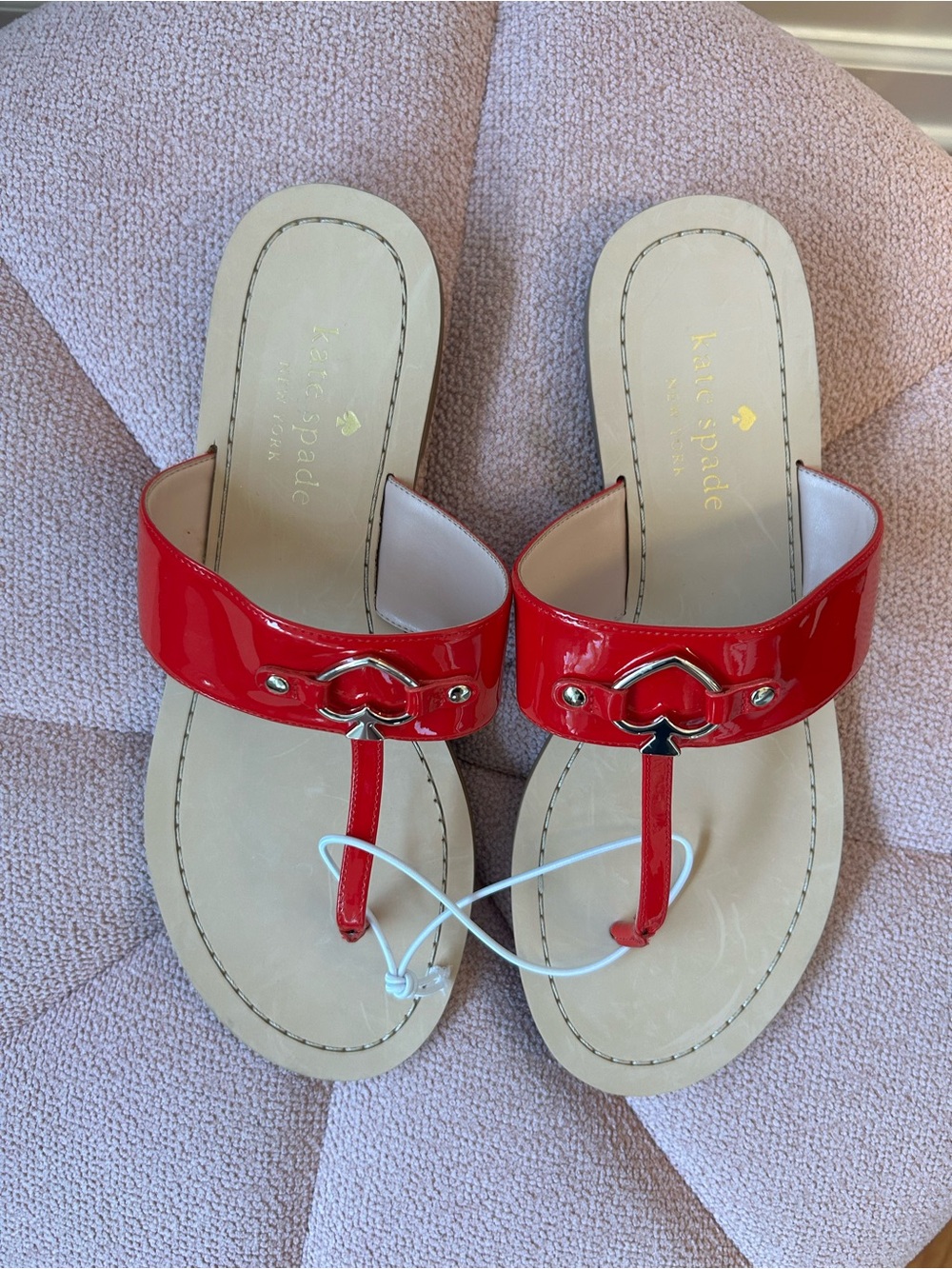 kate spade Red Patent Leather T-Strap Slide Sandals NWOT Size 9